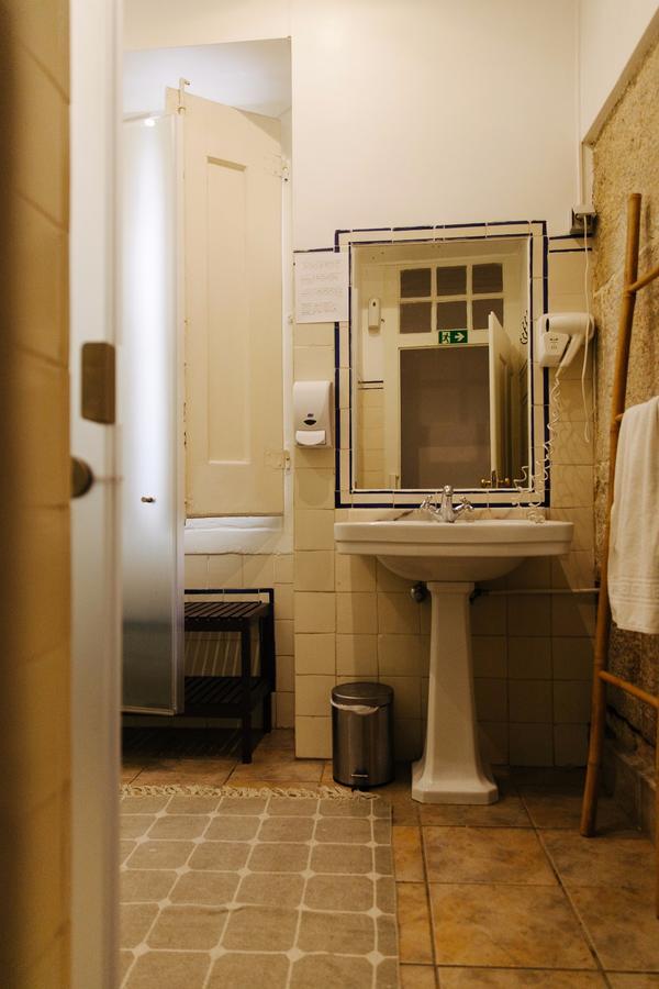 G&B - Hostel And Wines Lisboa 外观 照片
