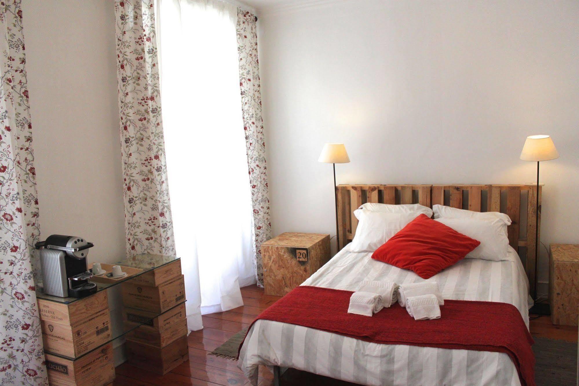 G&B - Hostel And Wines Lisboa 外观 照片