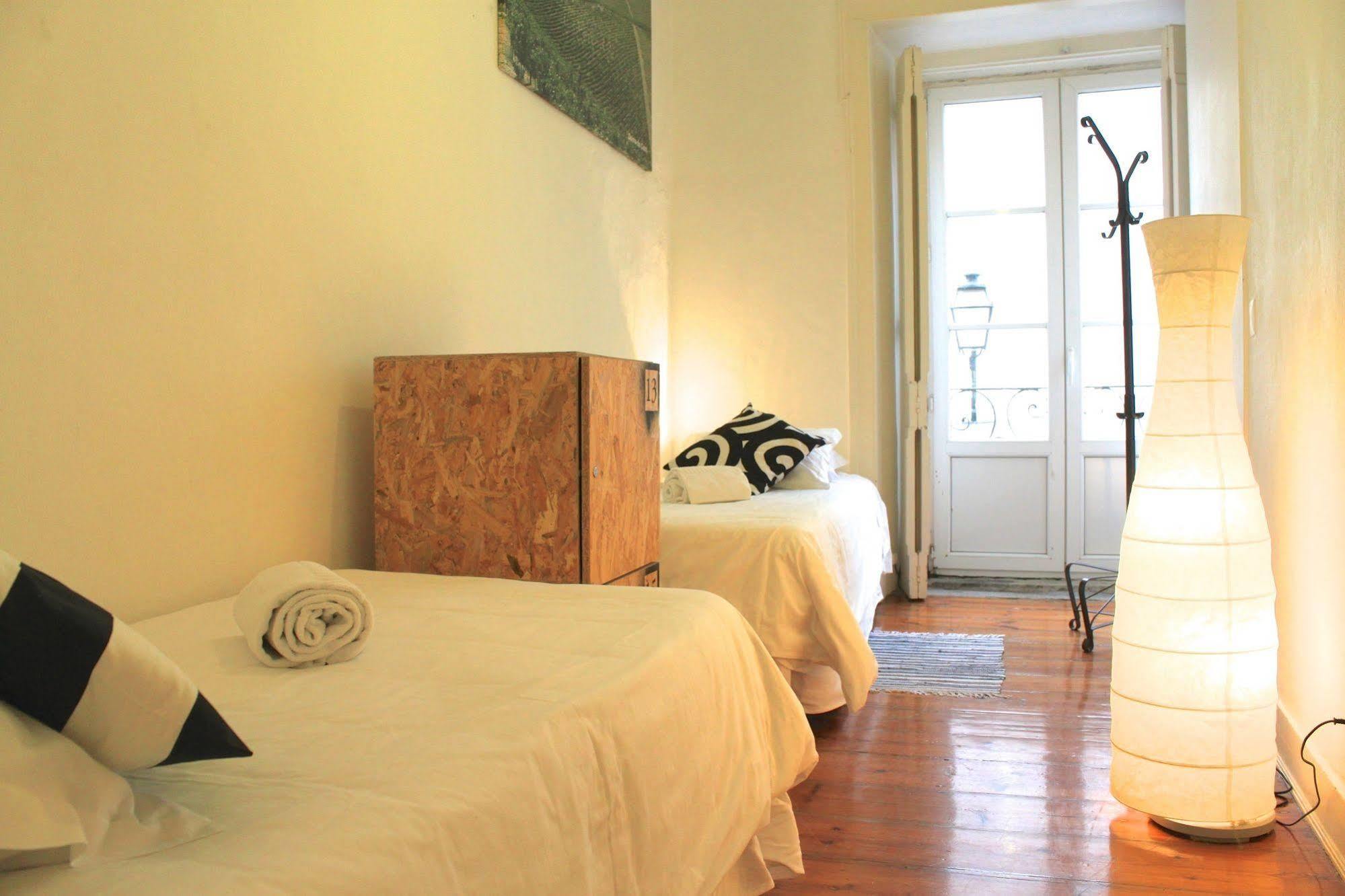 G&B - Hostel And Wines Lisboa 外观 照片