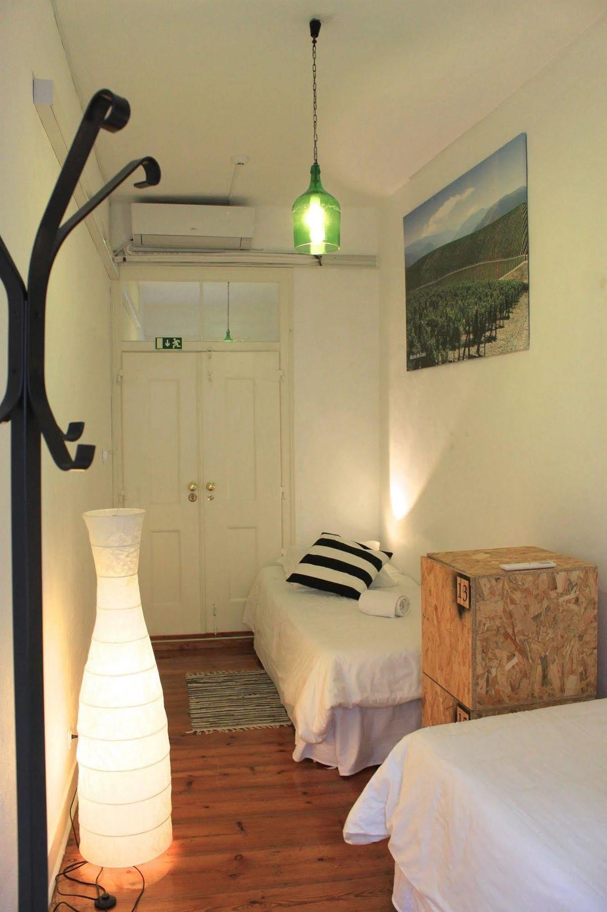 G&B - Hostel And Wines Lisboa 外观 照片