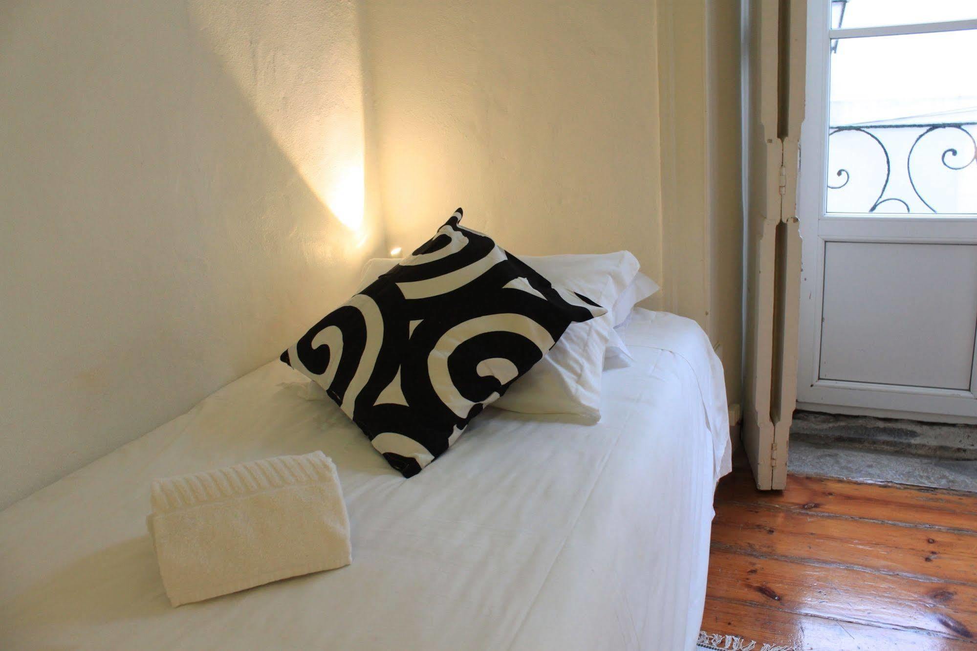 G&B - Hostel And Wines Lisboa 外观 照片
